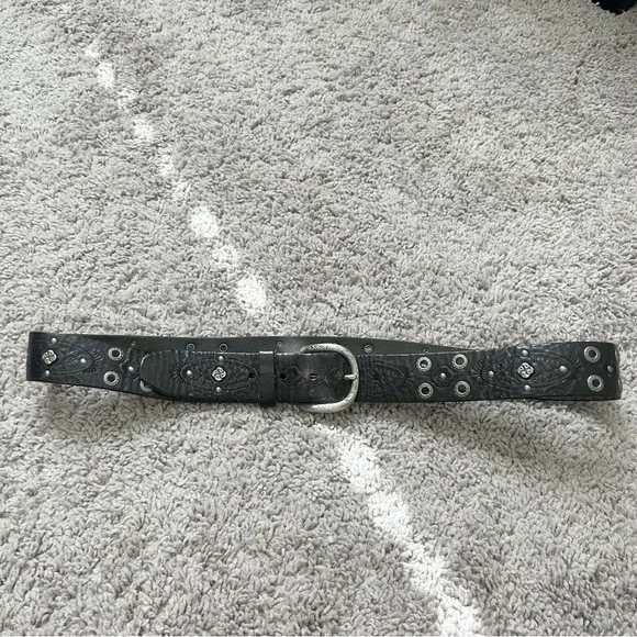 Genuine Leather Embellished Tooled Silver Buckle Floral Embossed Belt Sz L/XL - Picture 6 of 11